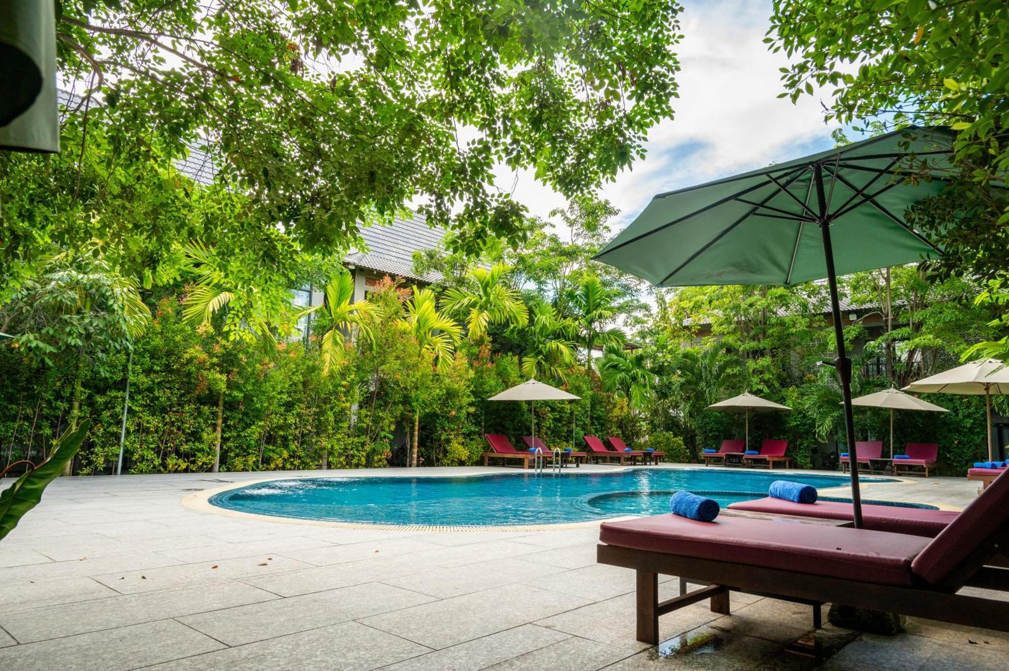 Отель Kampot Sweet Boutique Экстерьер фото