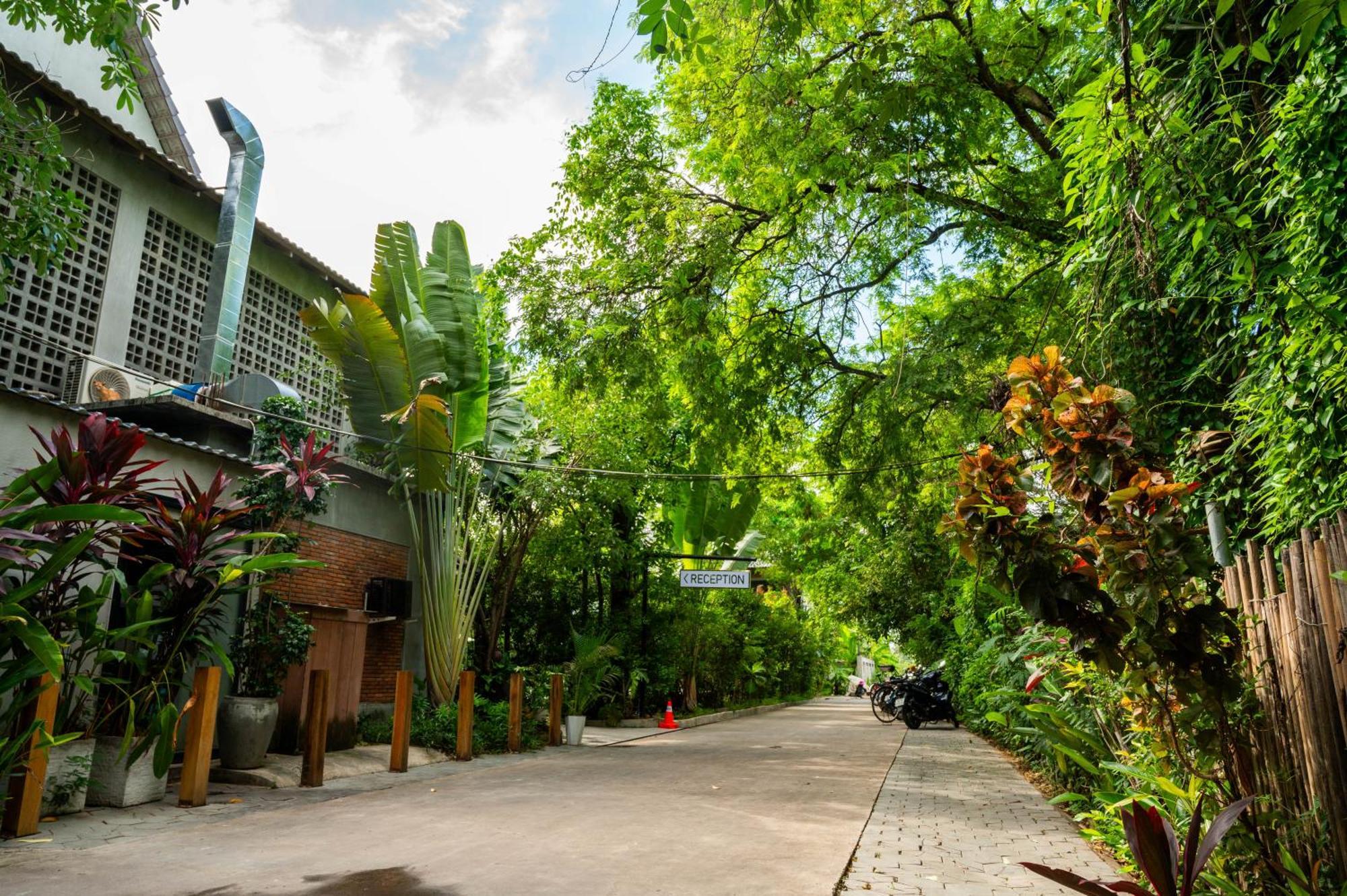 Отель Kampot Sweet Boutique Экстерьер фото
