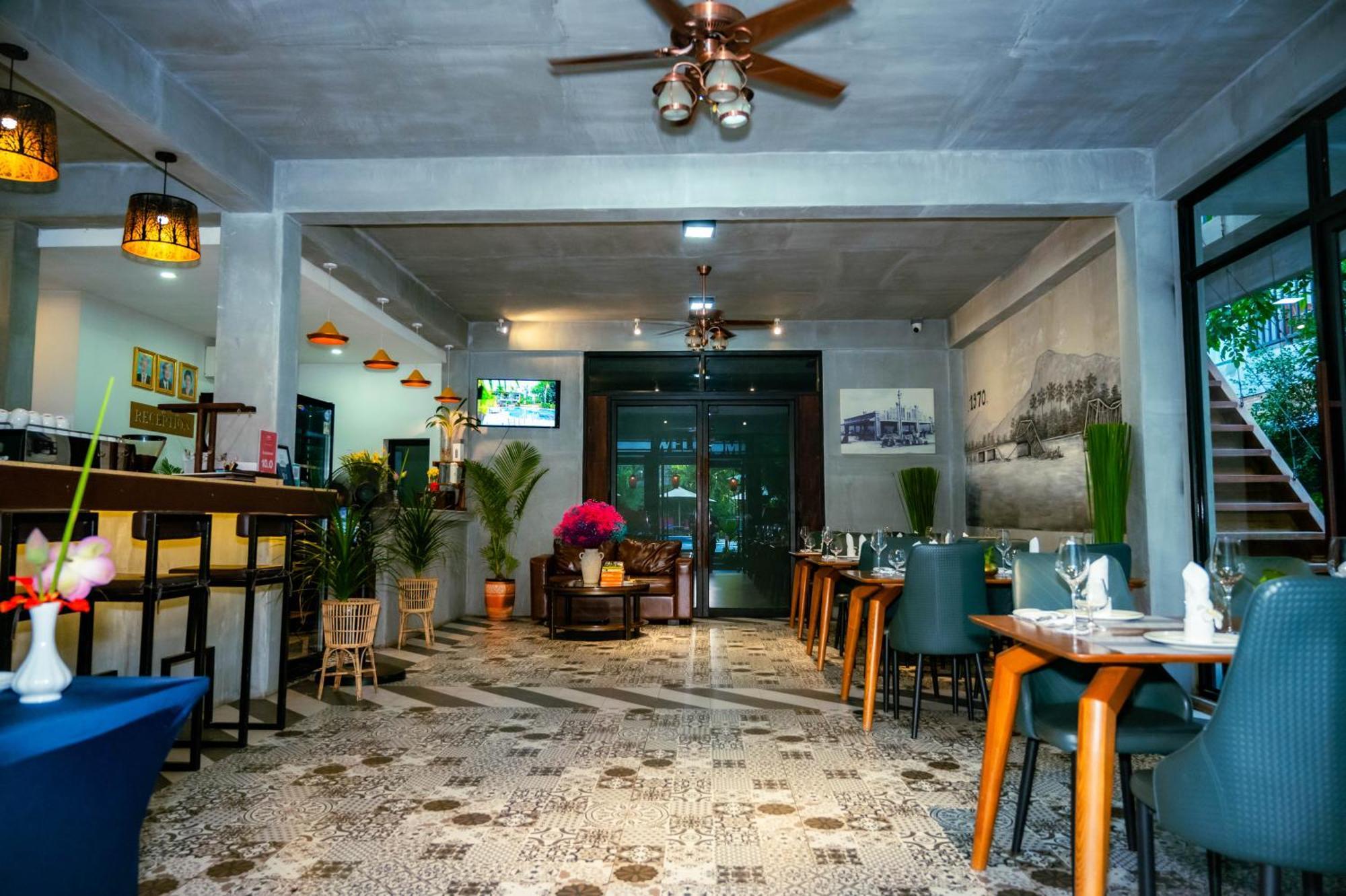 Отель Kampot Sweet Boutique Экстерьер фото