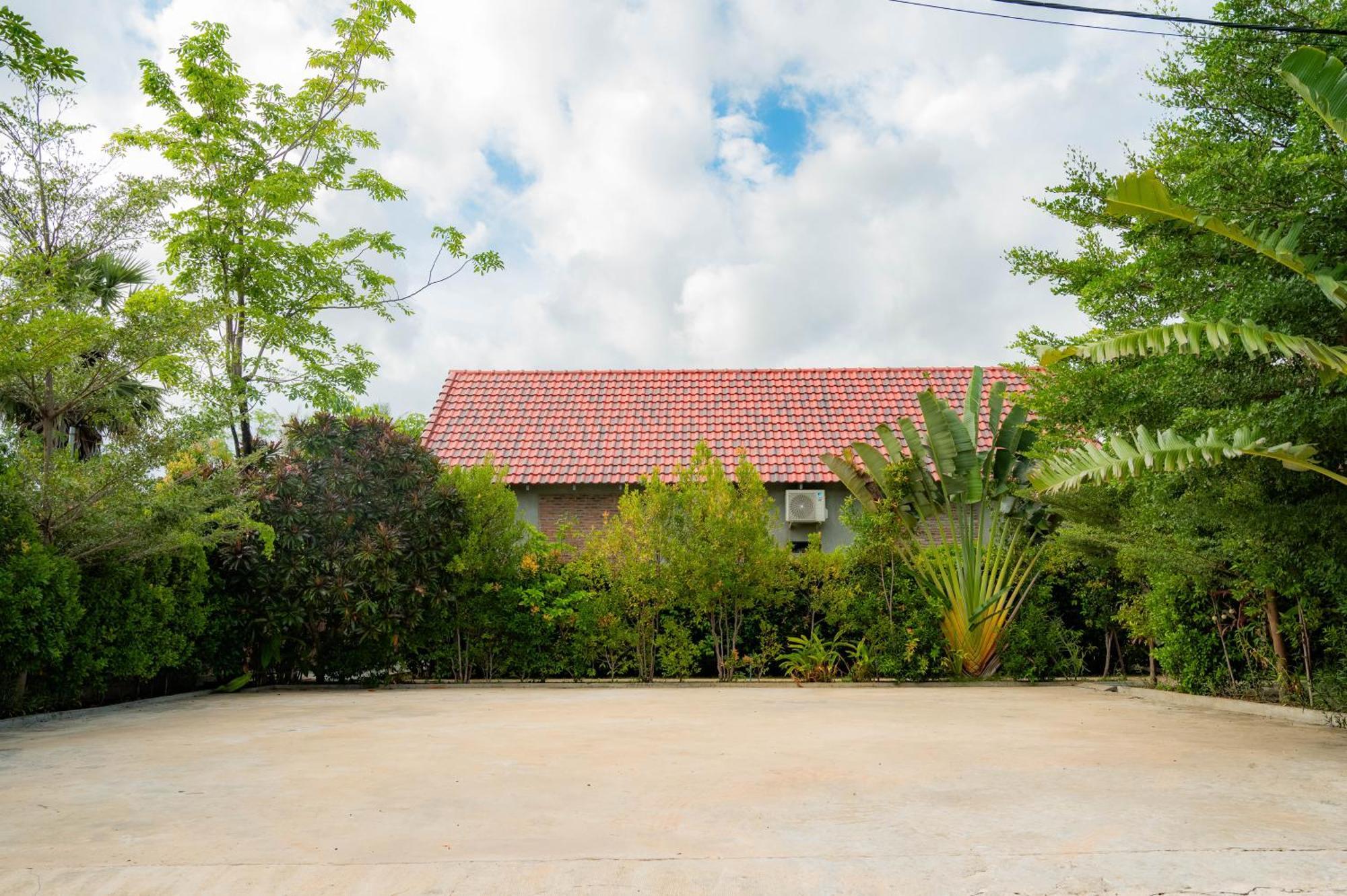 Отель Kampot Sweet Boutique Экстерьер фото