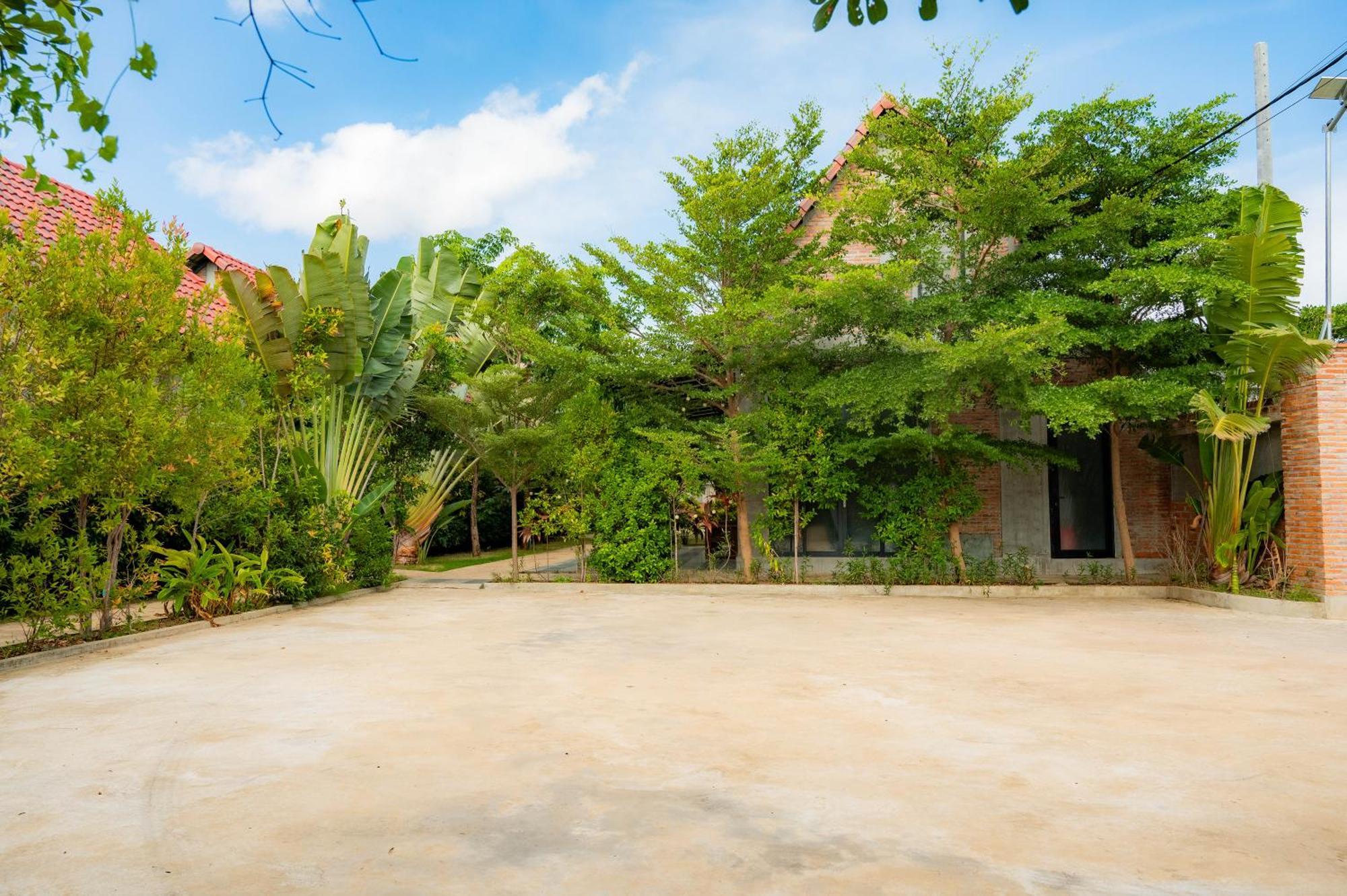 Отель Kampot Sweet Boutique Экстерьер фото